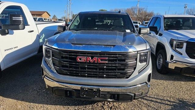 new 2025 GMC Sierra 1500 car, priced at $46,094