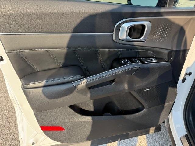 used 2021 Kia Sorento car, priced at $28,368