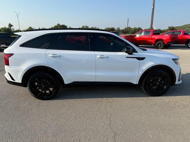 used 2021 Kia Sorento car, priced at $28,368