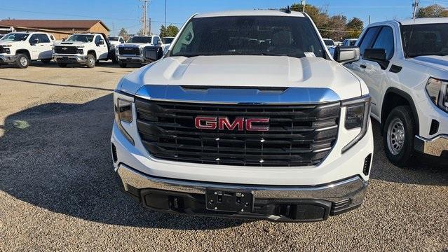 new 2025 GMC Sierra 1500 car, priced at $47,645