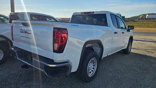 new 2025 GMC Sierra 1500 car, priced at $47,645