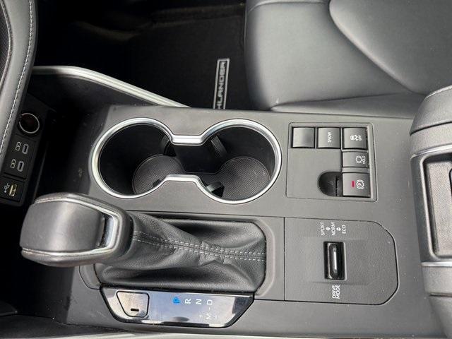 used 2024 Toyota Highlander car, priced at $40,865