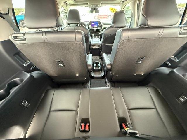 used 2024 Toyota Highlander car, priced at $40,865