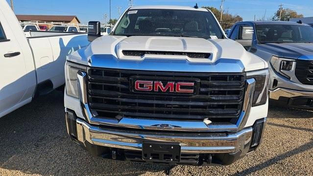 new 2025 GMC Sierra 3500 car, priced at $53,885