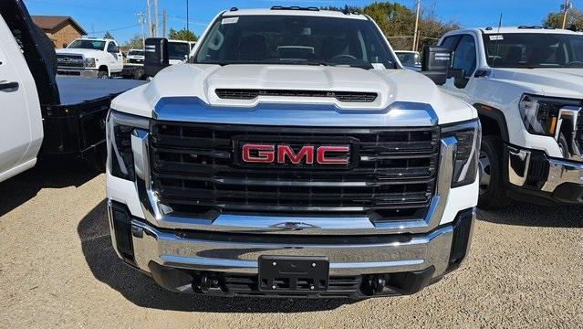 new 2025 GMC Sierra 3500 car, priced at $57,595