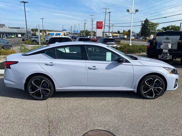 new 2025 Nissan Altima car, priced at $34,690