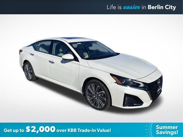new 2025 Nissan Altima car, priced at $34,333