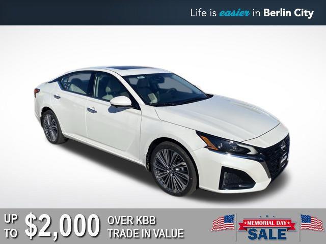 new 2025 Nissan Altima car, priced at $35,583