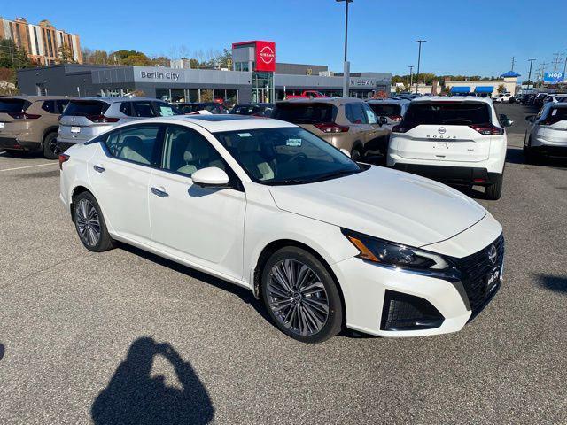 new 2025 Nissan Altima car, priced at $36,695