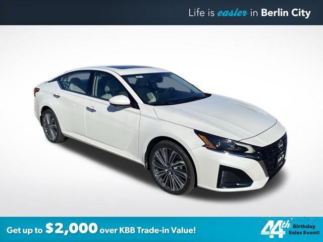 new 2025 Nissan Altima car, priced at $34,333