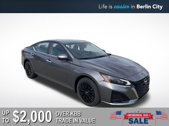 new 2025 Nissan Altima car, priced at $30,179