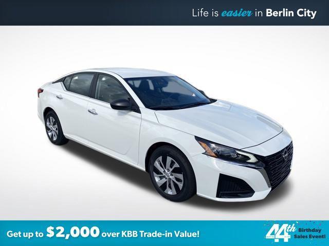 new 2025 Nissan Altima car, priced at $25,428