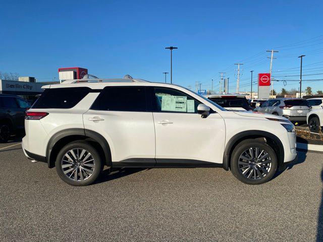 new 2025 Nissan Pathfinder car, priced at $51,115