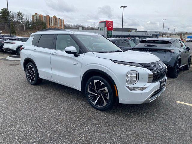 used 2023 Mitsubishi Outlander PHEV car, priced at $32,789