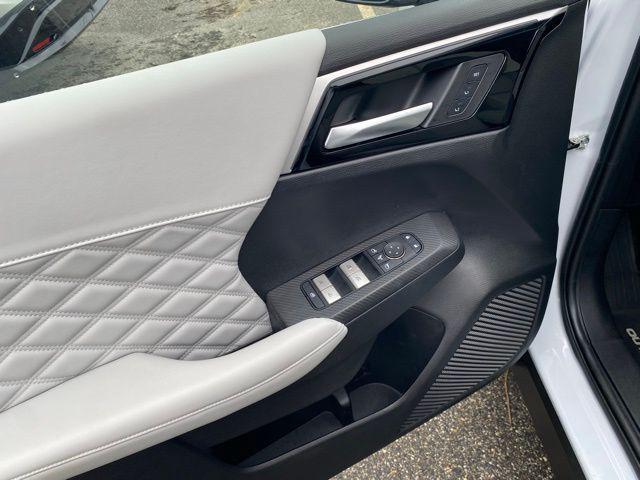 used 2023 Mitsubishi Outlander PHEV car, priced at $32,789