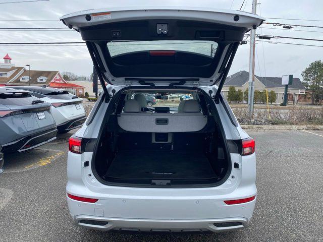 used 2023 Mitsubishi Outlander PHEV car, priced at $32,789
