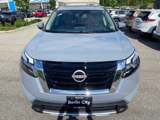 new 2025 Nissan Pathfinder car, priced at $51,495