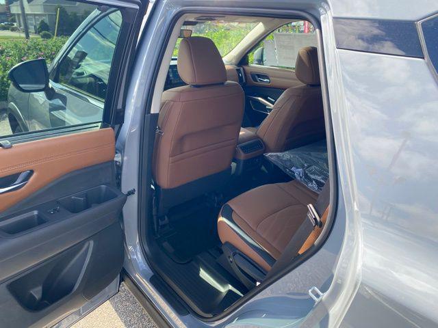 new 2025 Nissan Pathfinder car, priced at $51,495