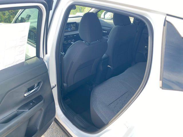 new 2025 Nissan Kicks car, priced at $27,499