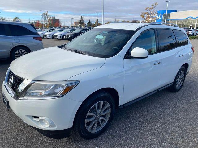 used 2016 Nissan Pathfinder car, priced at $10,995