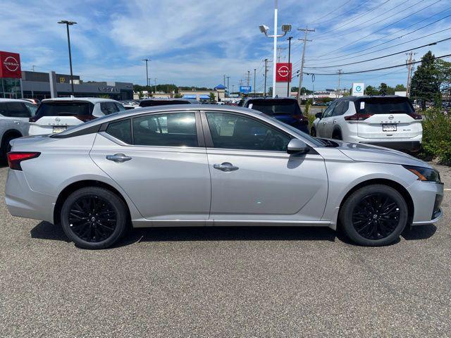 new 2025 Nissan Altima car, priced at $28,000