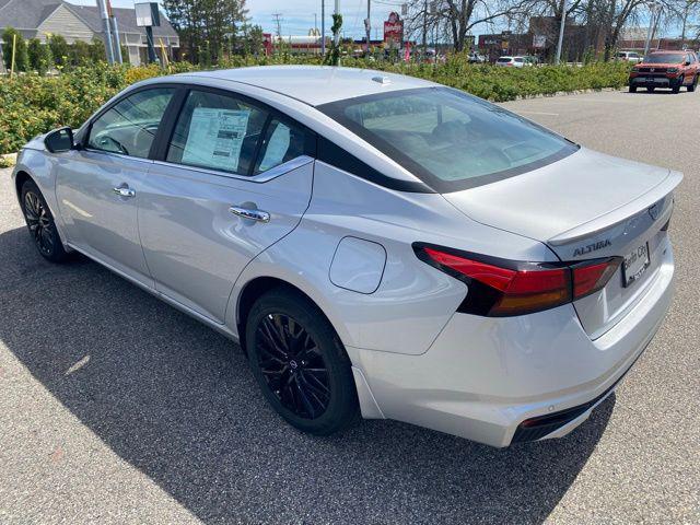 new 2025 Nissan Altima car, priced at $28,000