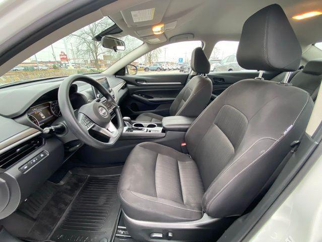 used 2023 Nissan Altima car, priced at $21,937