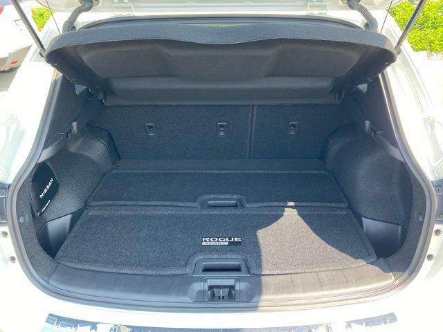 used 2022 Nissan Rogue Sport car, priced at $22,899