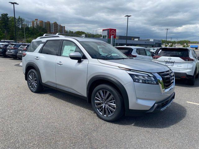 new 2025 Nissan Pathfinder car, priced at $47,421