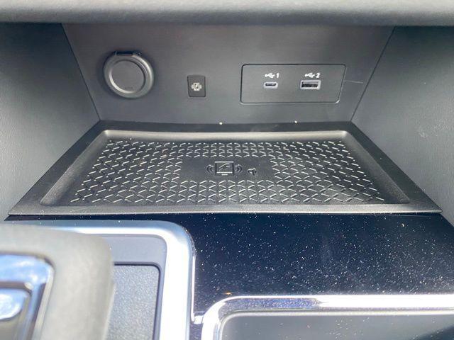 new 2025 Nissan Pathfinder car, priced at $47,421