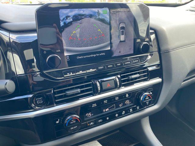 new 2025 Nissan Pathfinder car, priced at $47,421