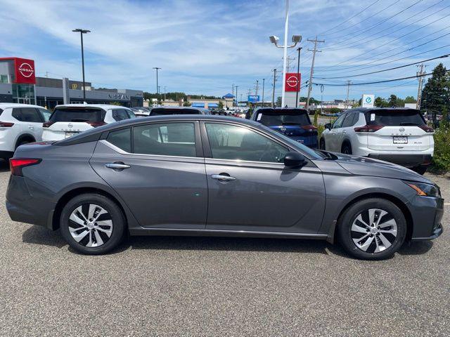new 2025 Nissan Altima car, priced at $25,100