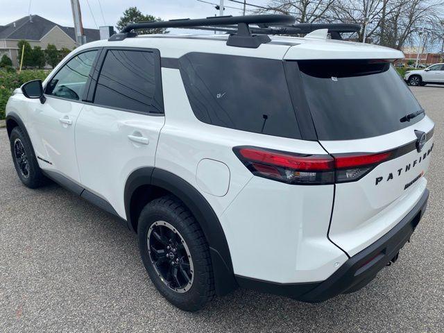 new 2025 Nissan Pathfinder car, priced at $44,573