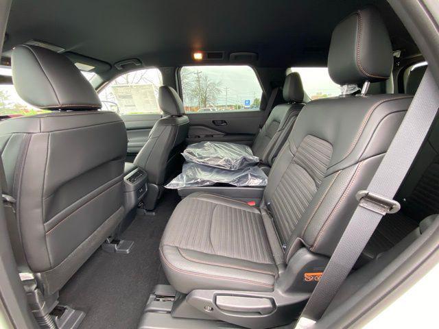 new 2025 Nissan Pathfinder car, priced at $44,573