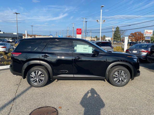 new 2025 Nissan Pathfinder car, priced at $41,010