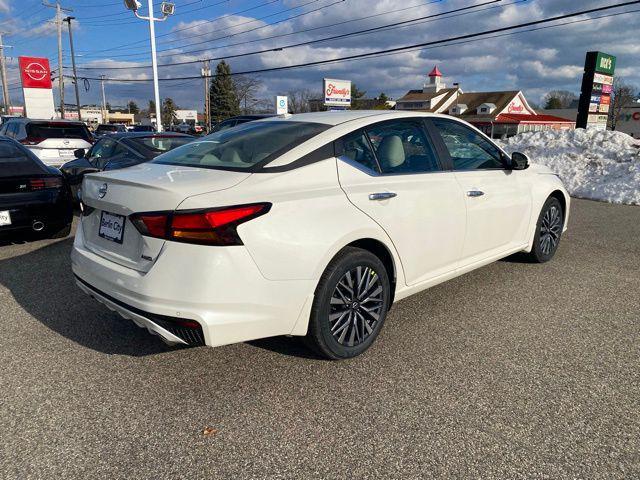 new 2025 Nissan Altima car, priced at $33,095