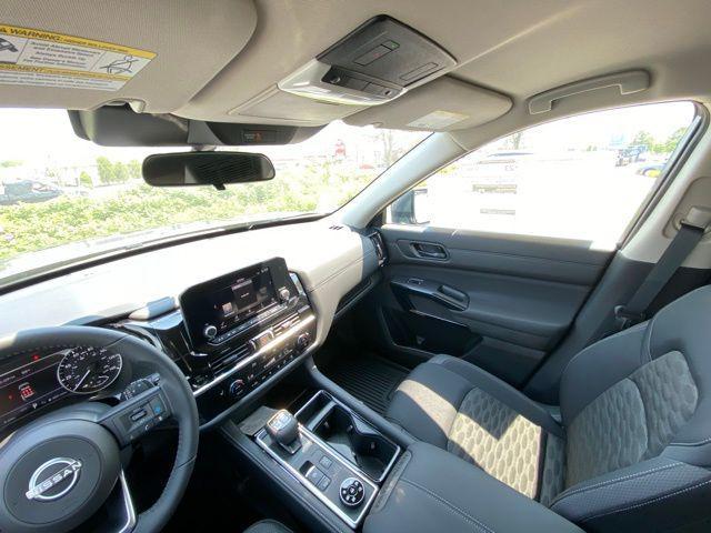 new 2025 Nissan Pathfinder car, priced at $38,868