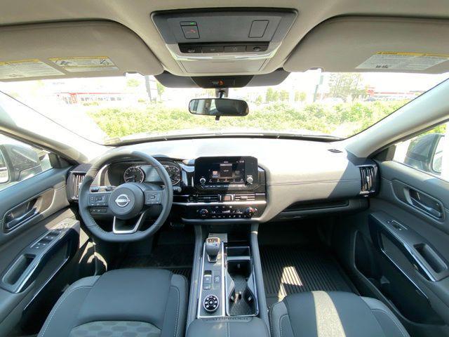 new 2025 Nissan Pathfinder car, priced at $38,868