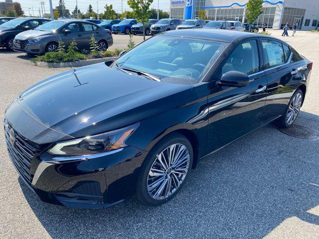 new 2025 Nissan Altima car, priced at $36,270