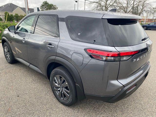 new 2025 Nissan Pathfinder car, priced at $35,357