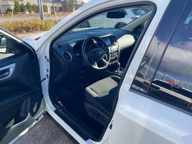 used 2020 Nissan Pathfinder car, priced at $18,506