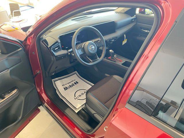 new 2025 Nissan Kicks car, priced at $26,310