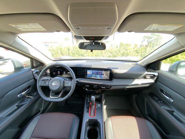 new 2025 Nissan Kicks car, priced at $26,600