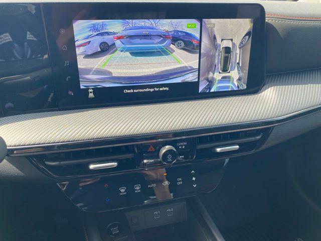 new 2025 Nissan Kicks car, priced at $26,600