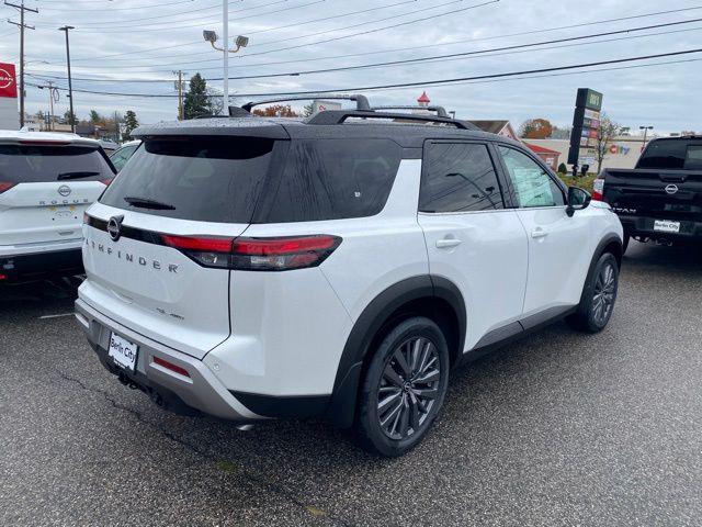 new 2025 Nissan Pathfinder car, priced at $52,225