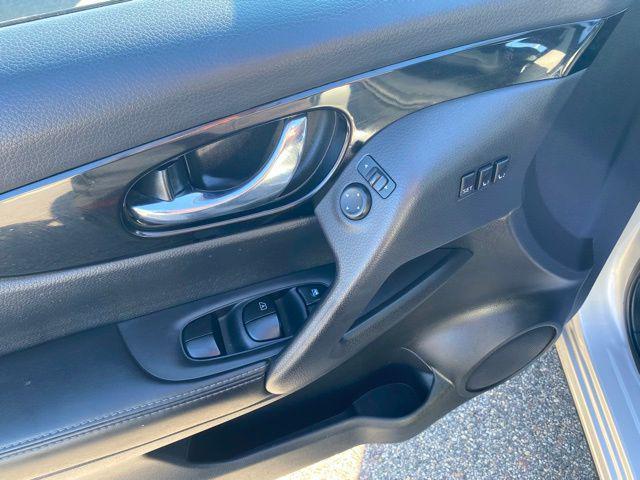 used 2022 Nissan Rogue Sport car, priced at $19,334