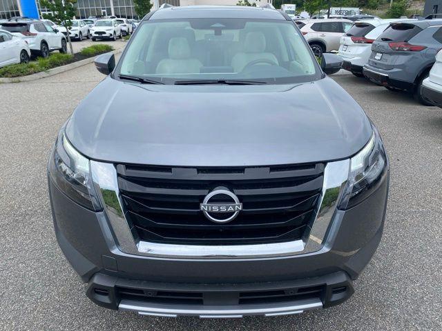 new 2025 Nissan Pathfinder car, priced at $43,850