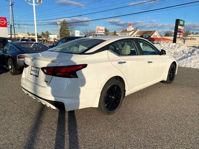 new 2025 Nissan Altima car, priced at $31,390