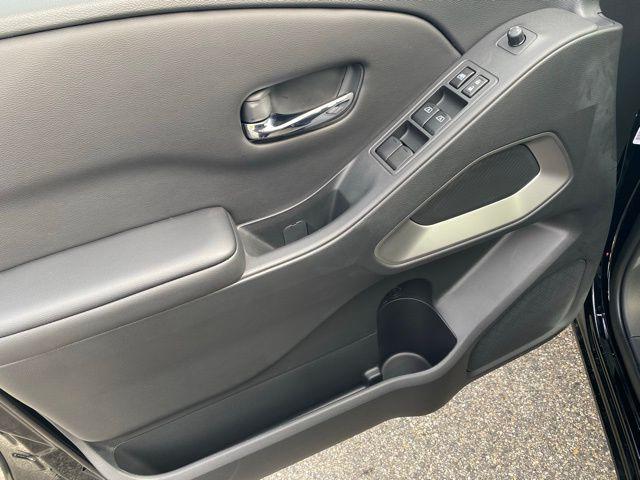 new 2026 Nissan Frontier car, priced at $39,807