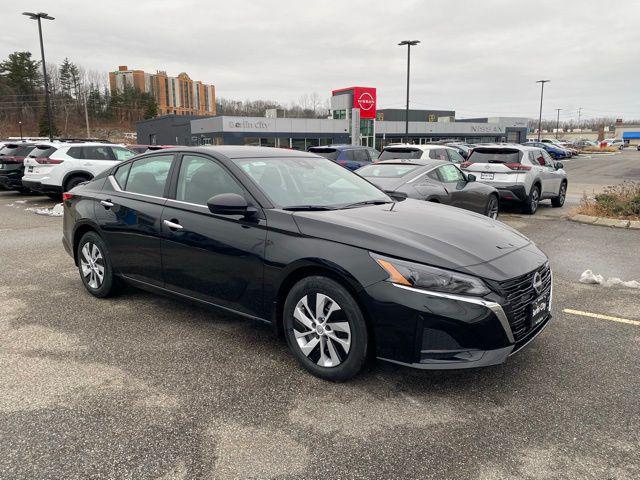 new 2025 Nissan Altima car, priced at $27,750